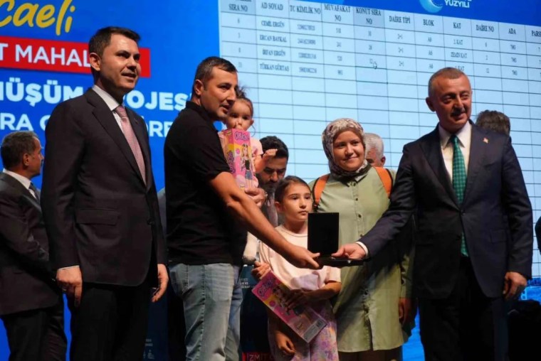Büyükakın: "Gökteki yıldızları vaat edip kaçtılar!"