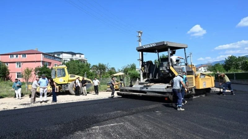 Kartepe'de yol çalışmaları hız kesmiyor