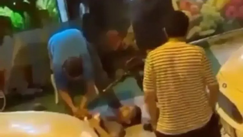Hamile eşine tatlı almaya çıktı, gaspçıların hedefi oldu