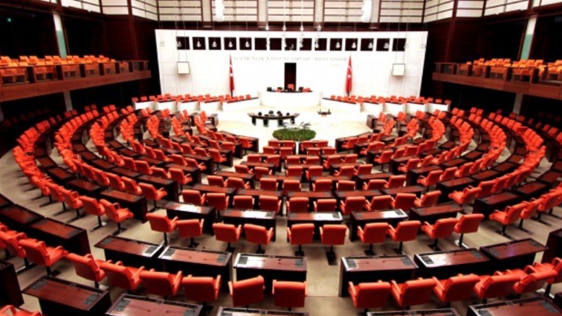 Yargı Paketi TBMM’de kabul edildi! IBAN mağdurlarına ceza indirimi