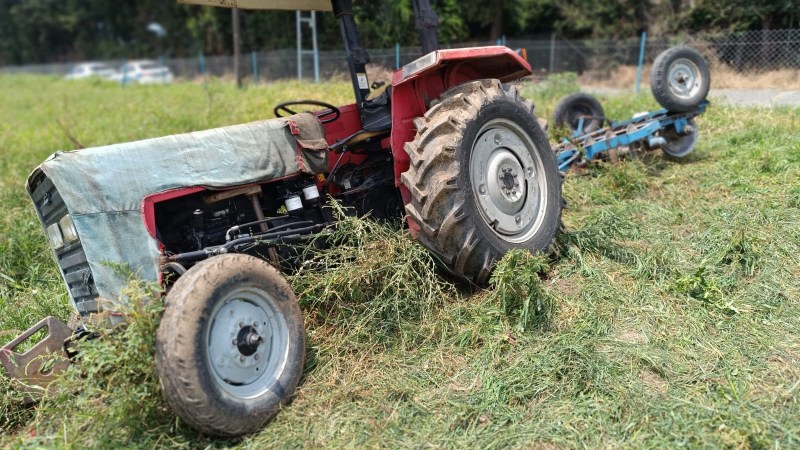 Tarlada traktörden düşen çiftçi hayatını kaybetti