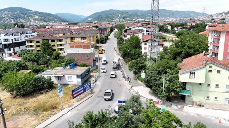 Gölcük Çiftlik Mahallesi'nde üstyapı seferberliği!