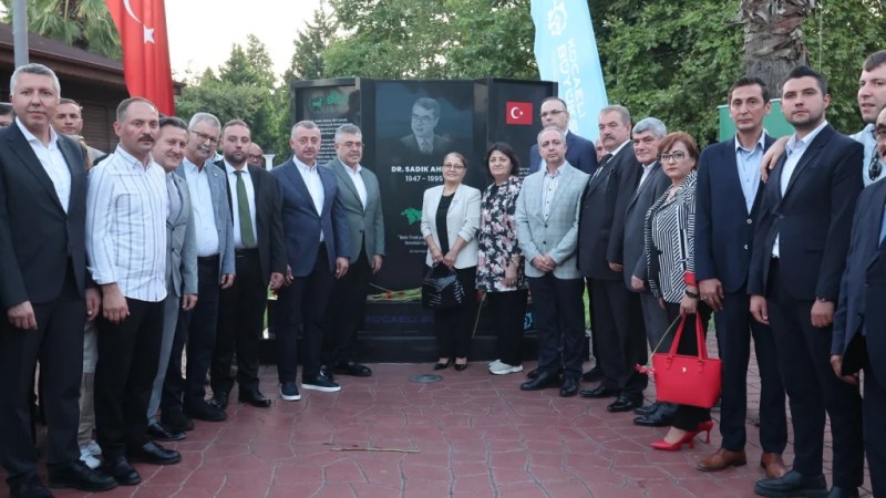 Dr. Sadık Ahmet vefatının 31. yıl dönümünde anıldı - 2. görsel