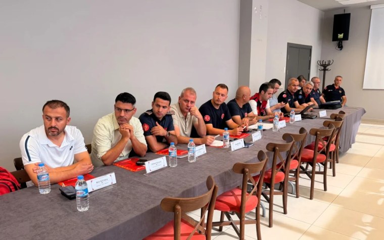 İtfaiyecilik eğitimi Kocaeli'de masaya yatırıldı - 4. görsel