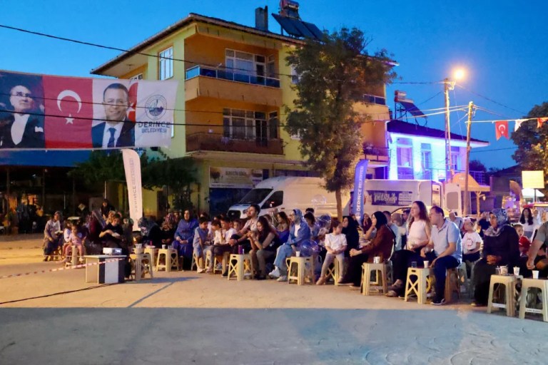 İshakçılar’da Yeşilçam rüzgarı esti