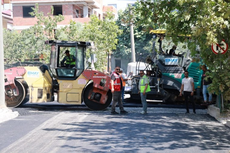 Başkan Büyükgöz, asfalt çalışmalarını inceledi - 2. görsel