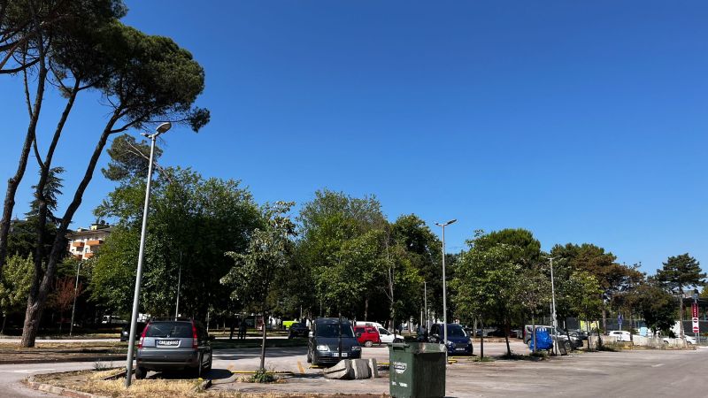 Doğu Kışla otoparkı araç girişine kapatıldı!