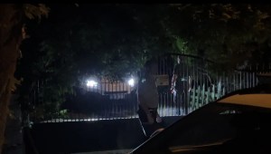Deniz Akkaya karakolluk oldu!