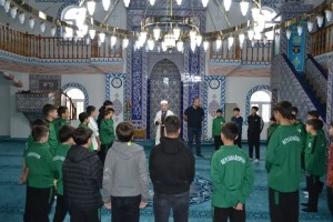 Gebze'de hem futbol hem Kur'an eğitimi!