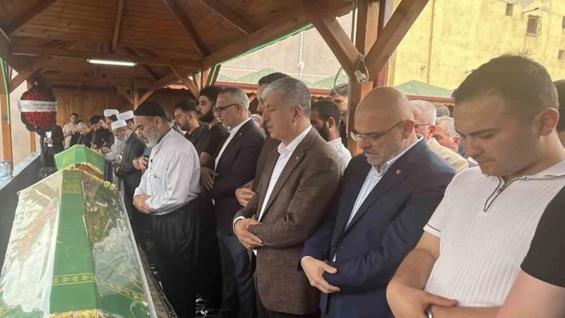 Baba ve oğul kazada can verdi!