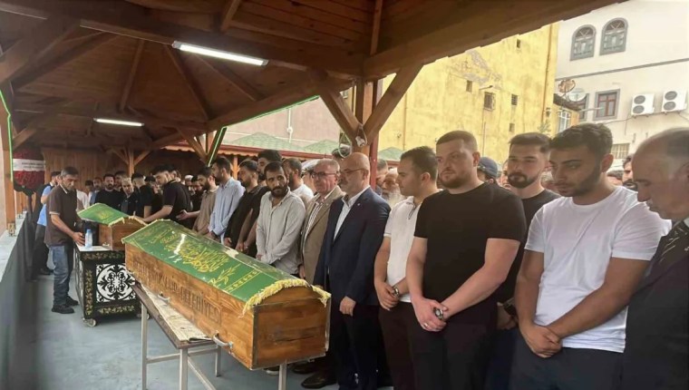 Baba ve oğul kazada can verdi!