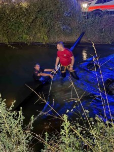 Otomobil sulama kanalına devrildi: 1 ölü!