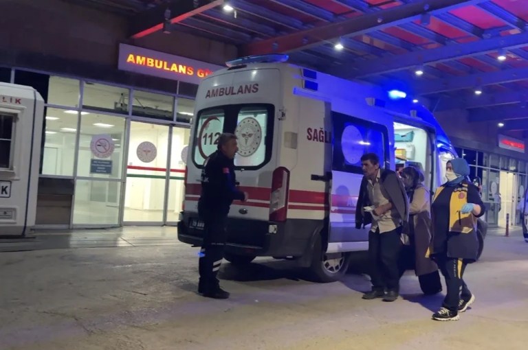 Düğün yemeği 50 kişiyi hastanelik etti!