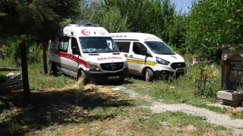Mezarlıkta acı son!