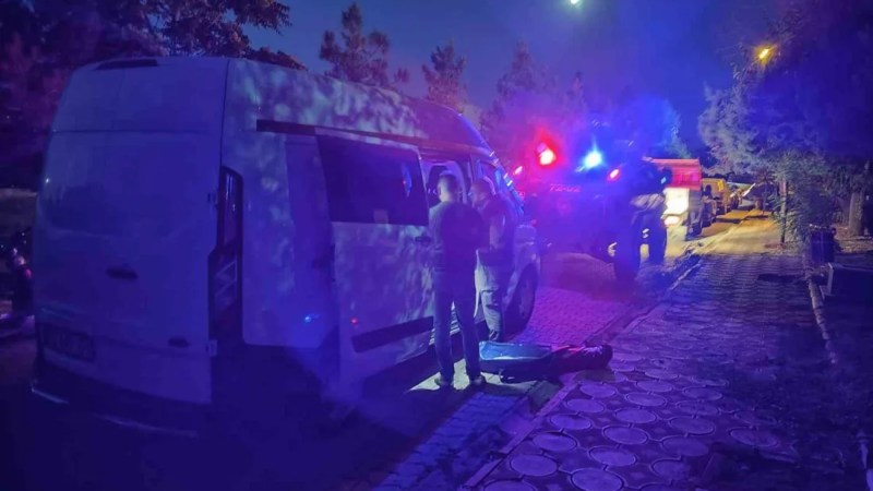 Mezarlıkta kanlı infaz!