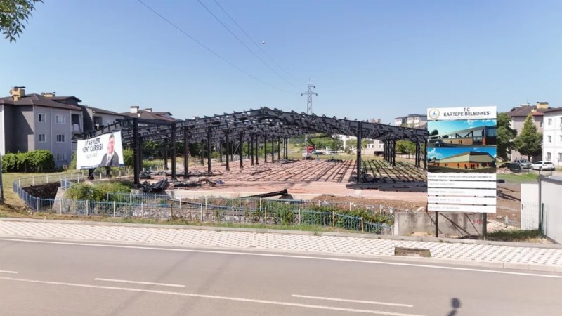 Ataevler Kent Çarşısı yükseliyor