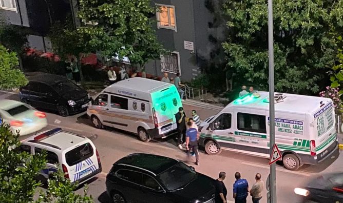 Çayırova’da polis memuru evinde ölü bulundu