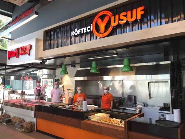 Köfteci Yusuf personel ilanındaki maaş ve yan haklarla gündem oldu