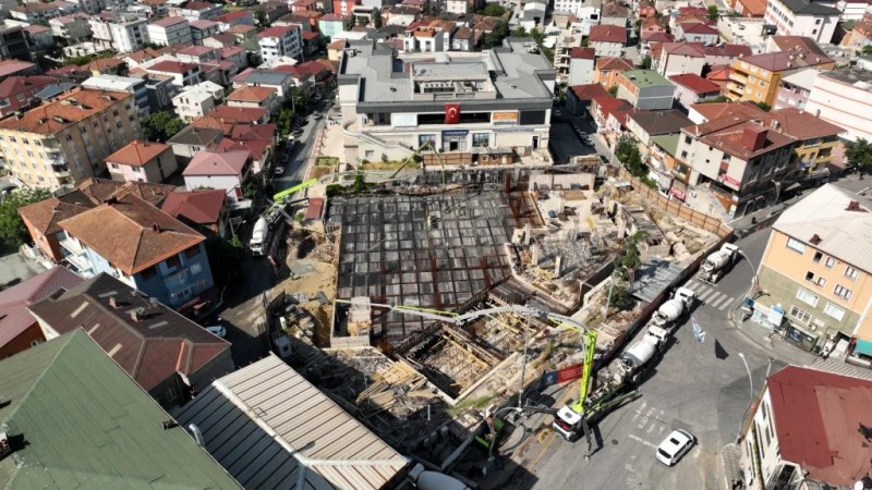Dilovası Kent Meydanı'nda çalışmalar hızlandı!