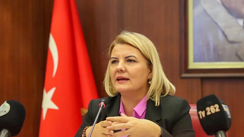 Fatma Kaplan Hürriyet’in makam aracı satışa çıktı!