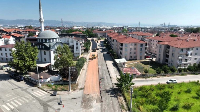 Gölcük'te Ergenekon Caddesi kavşağı yenileniyor! - 2. görsel