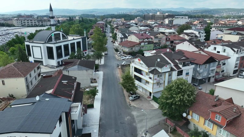 Kartepe'de yollar yenilendi, ulaşım rahatladı