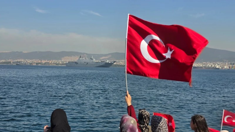 Mavi Vatan gururu İzmit Körfezi'ni sardı!