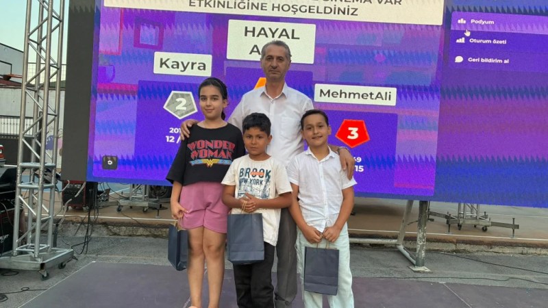 Gebze'de açık hava sinema keyfi sürüyor - 2. görsel