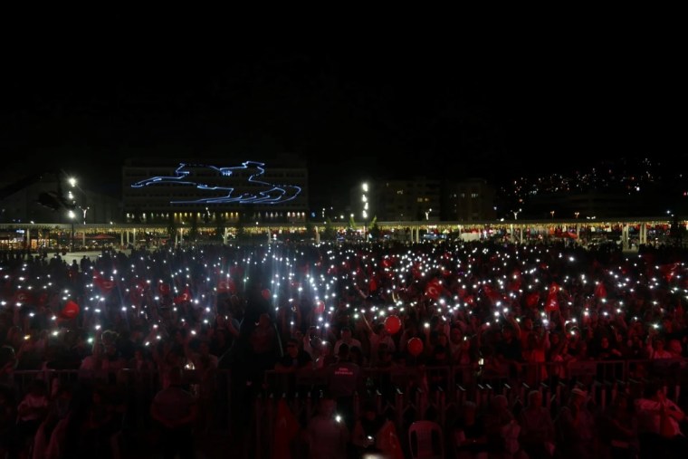 Kocaeli'de Zafer Bayramı'na çifte konser! - 3. görsel