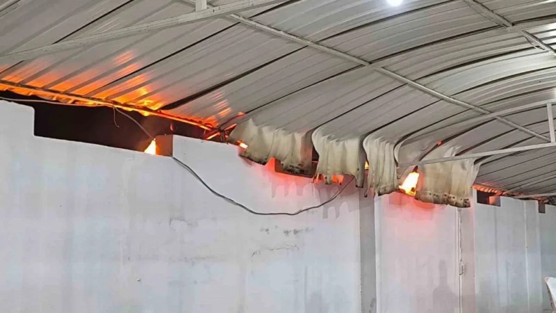 Düğünde yangın çıktı, halay durmadı!
