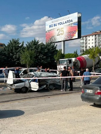 Ankara'da feci kaza: 1 ölü, 2 yaralı!