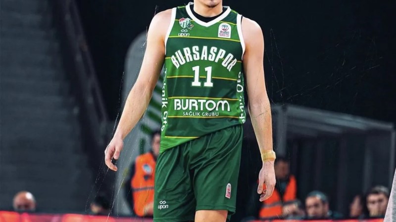 Glint Körfez Basket'e genç takviye
