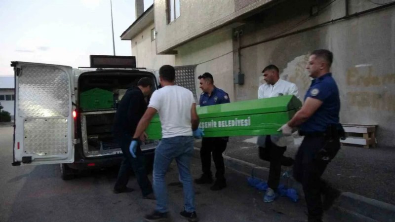 Erzurum'da bıçaklı kavga: 1 ölü, 1 yaralı!