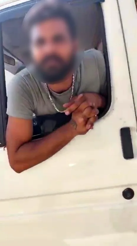 İzmit'te trafikte sıkıştırma kavgası!