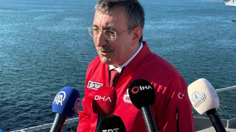 Cevdet Yılmaz Kocaeli'de TEKNOFEST'e katıldı