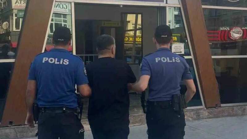 İzmit'te polisten kaçan şahıs yakalandı!