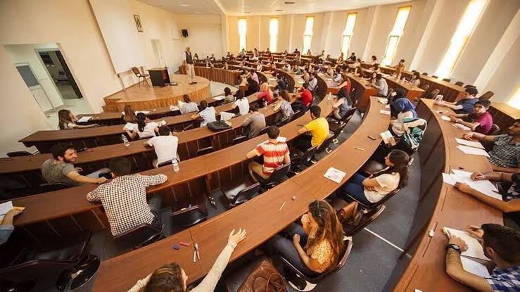 Üniversite kayıt dönemi başladı