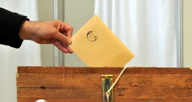 Seçim anketinde dikkat çeken tablo! Partilerin oy oranları belli oldu