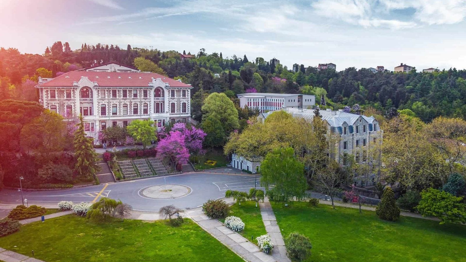 Boğaziçi’nde yatay geçiş yönetmeliği değişti
