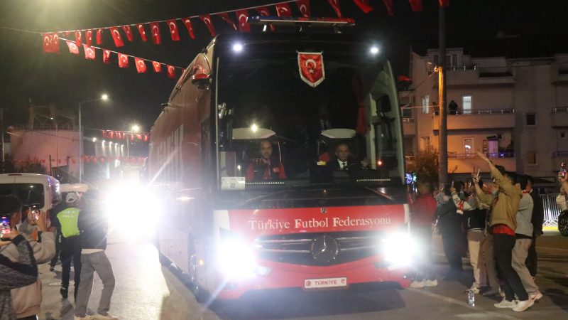 Fransa ve Türkiye Milli Takımları Kocaeli Stadyumu’nda!