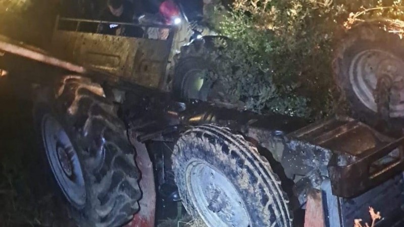 Traktörün altında kalan sürücü hayatını kaybetti!
