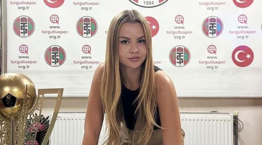 22 yaşında teknik direktör oldu