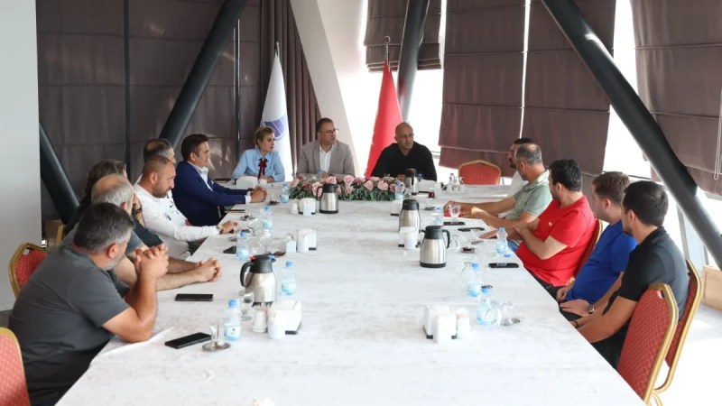 Başkan Gökçe’den amatör kulüplere destek sözü