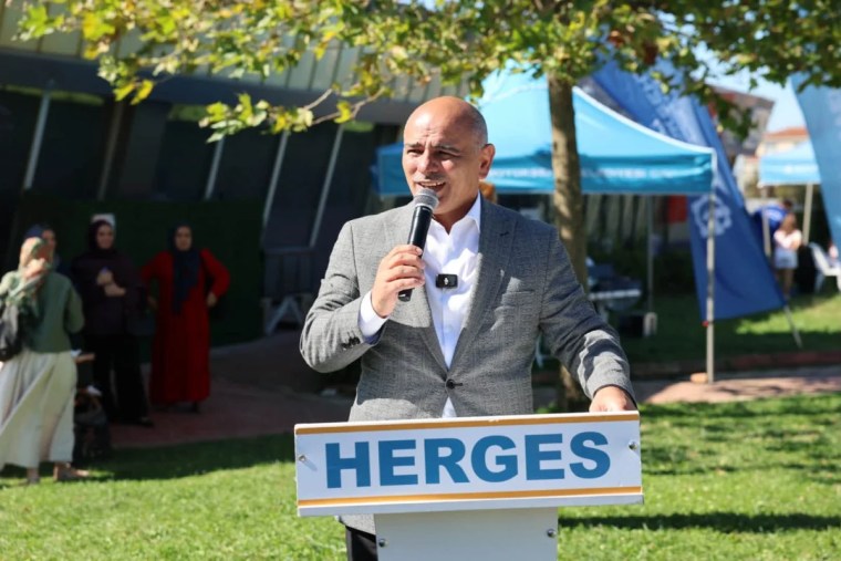 Başkan Söğüt, Hereke Fest’te gençlerin coşkusuna ortak oldu - 4. görsel