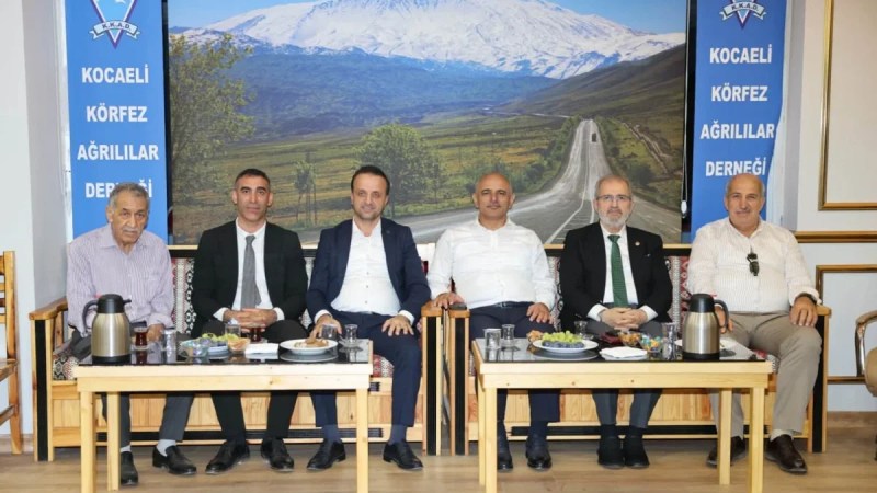 Dernek Ziyaretlerinde Birlik Ve Beraberlik Mesajı