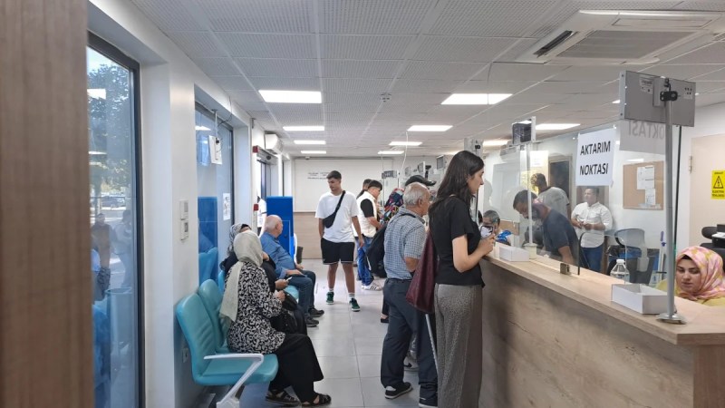 Seyahat Kart Ofisleri hafta sonu da açık
