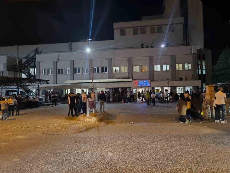 Kurtalan'da otomobilin çarptığı 2 kuzen yaşamını yitirdi!