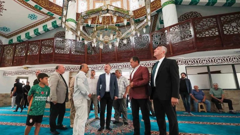 Büyükakın Karamürsel’de vatandaşla buluştu