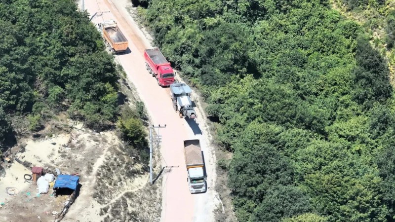 Körfez Asri Mezarlığı yolu yenileniyor