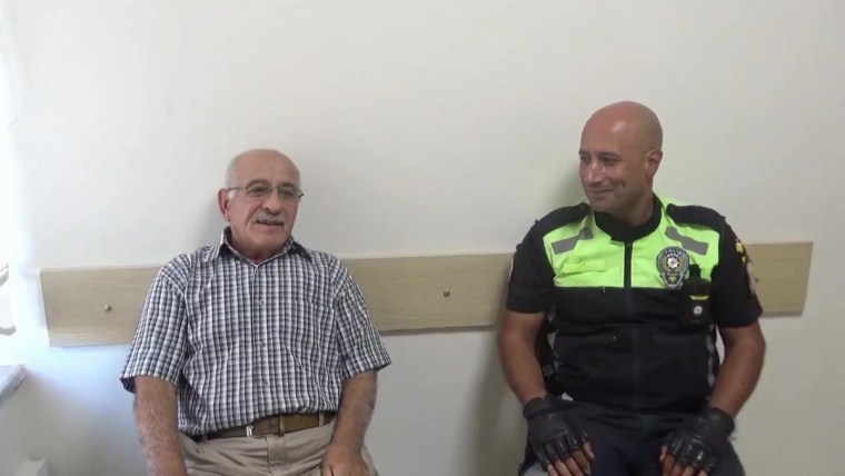 Polisin kalp masajı hayat kurtardı!
